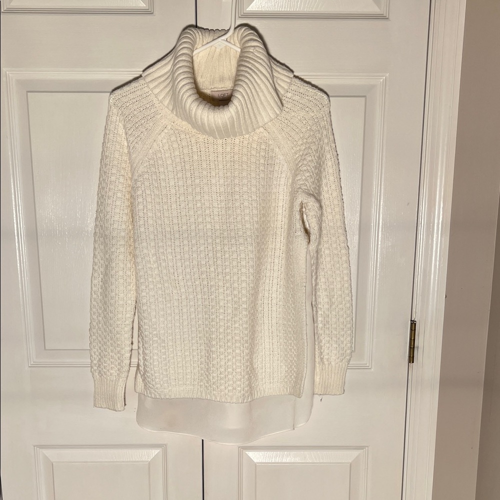 LOFT Cream Turtleneck Sweater
